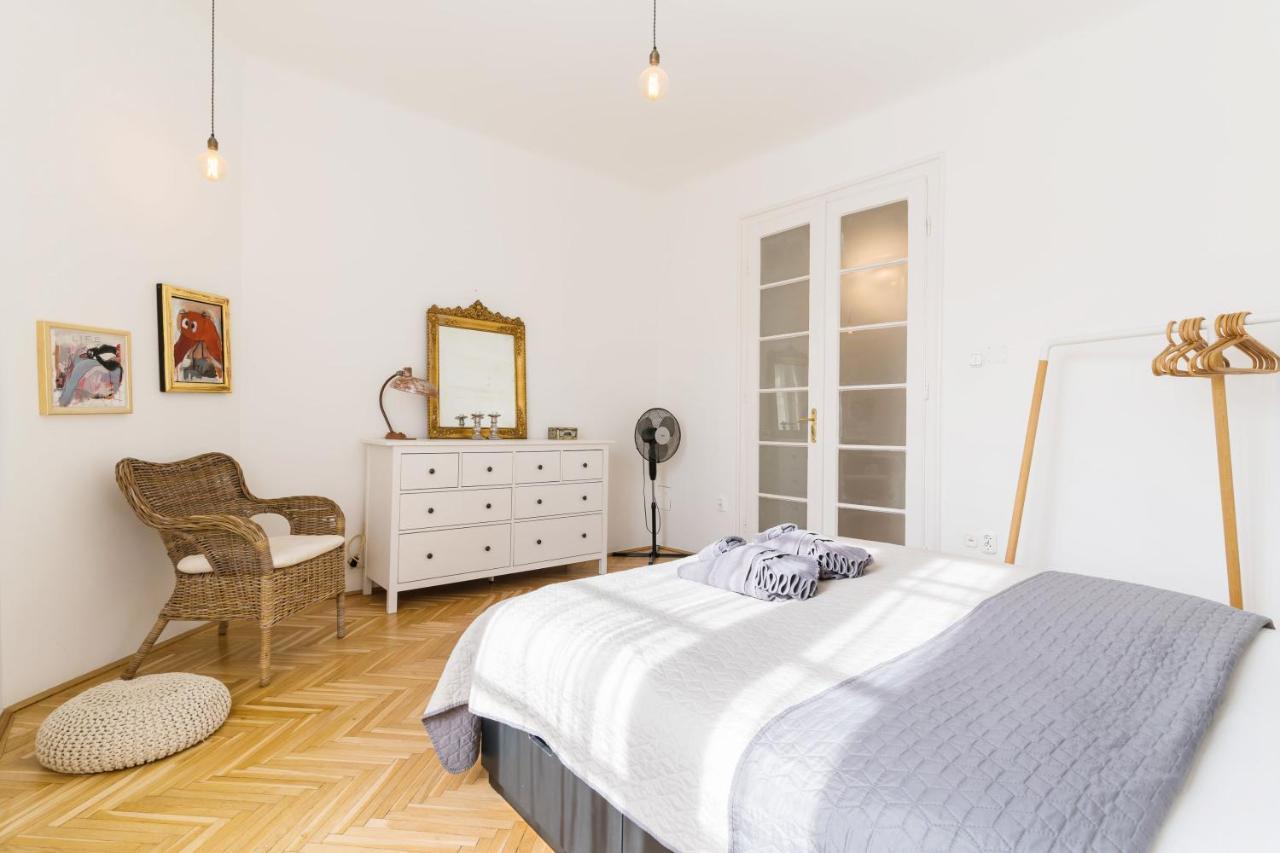 Klauzal Apartment W/3 Bedrooms, French Balcony Budapesta Exterior foto
